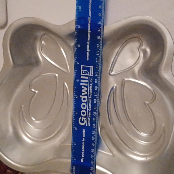 Wilton butterfly vintage cake pan - Picture 4 of 6